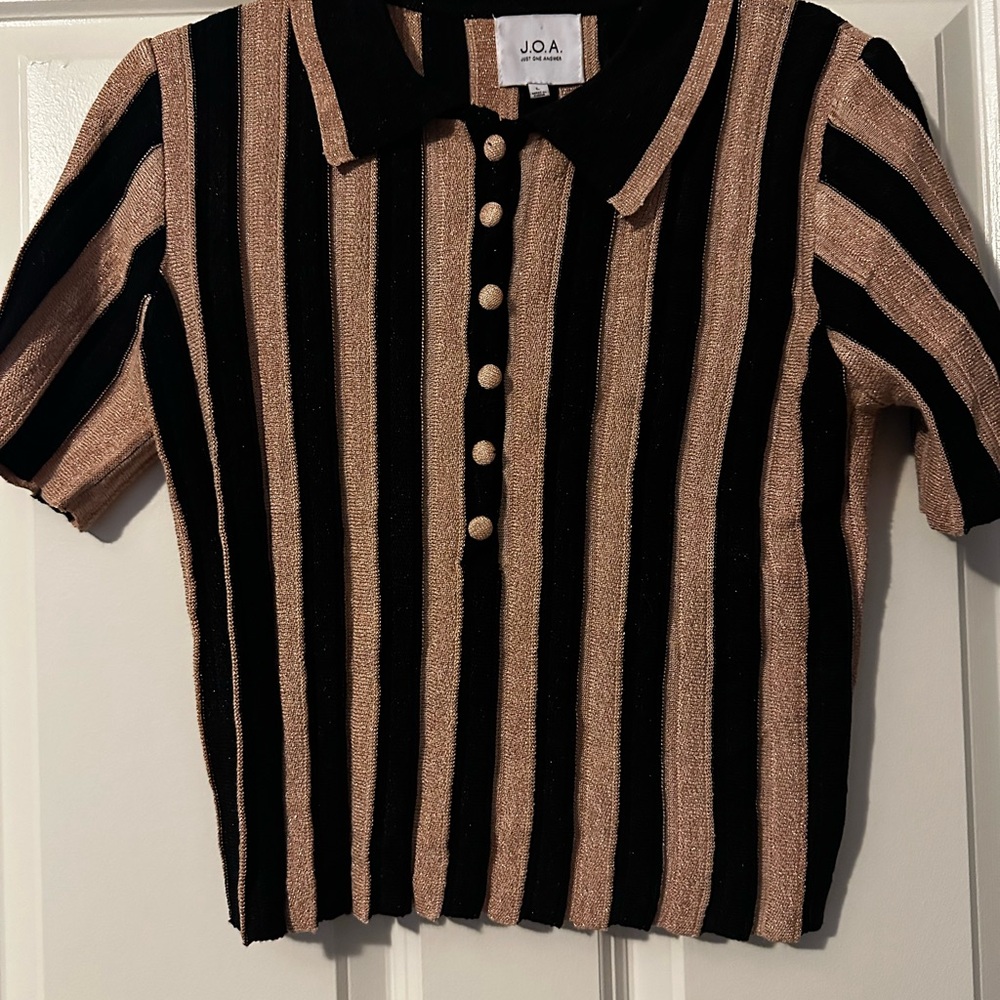 J.O.A. Womens Black and Tan metallic Striped Button Down Shirt